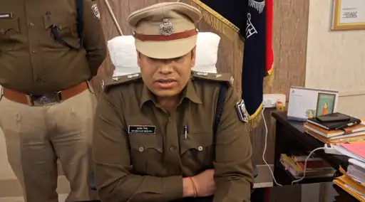 Deshii Khabar- पैसे की लेनदेन में चौकीदार के भाई की हत्या:पार्टी के बहाने बुलाकर धारदार हथियार से मारा, शव को खेत में लगाया था ठिकाने Deshii Khabar खबर दुनिया जहाँ की