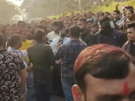 Deshii Khabar- 'CM ने BPSC 70वीं री-एग्जाम की मांग पूरी करने कही':गर्दनीबाग पहुंचे खान सर बोले- मुख्यमंत्री को जानकारी मिल गई है; दूसरे दिन भी प्रदर्शन जारी Deshii Khabar खबर दुनिया जहाँ की