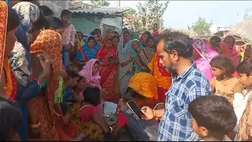 Deshii Khabar- रिटायर्ड शिक्षक की पीट-पीट कर हत्या:समस्तीपुर में भोज खाने को लेकर हुआ विवाद, रास्ते में लोगों ने पीटा; इलाज के दौरान तोड़ा दम Deshii Khabar खबर दुनिया जहाँ की