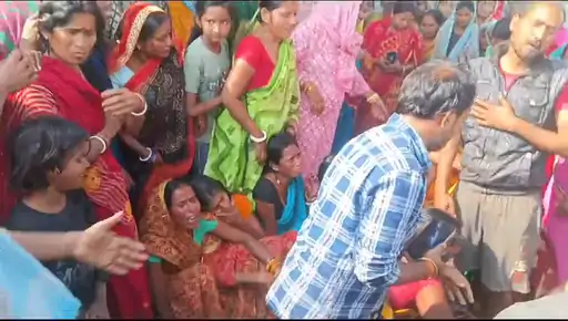 Deshii Khabar- रिटायर्ड शिक्षक की पीट-पीट कर हत्या:समस्तीपुर में भोज खाने को लेकर हुआ विवाद, रास्ते में लोगों ने पीटा; इलाज के दौरान तोड़ा दम Deshii Khabar खबर दुनिया जहाँ की