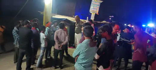 Deshii Khabar- दुकानदार को गोली मारने वाले 3 बदमाश गिरफ्तार:पुरानी रंजिश में हुई थी फायरिंग, बाकी अपराधियों की गिरफ्तारी के लिए चल रही छापेमारी Deshii Khabar खबर दुनिया जहाँ की