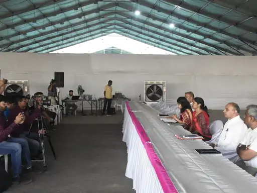 Deshii Khabar- मोदी का गुजरात दौरा, गिर में शेर देखने पहुंचे:वाइल्ड लाइफ बोर्ड की बैठक में हिस्सा लेंगे, राजकोट में कई परियोजनाओं का उद्घाटन करेंगे Deshii Khabar खबर दुनिया जहाँ की