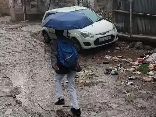 Deshii Khabar- बिहार में मार्च से ही हीट वेव का अलर्ट:बक्सर, आरा समेत 6 जिलों में चेतावनी; आज 10 जिलों में बारिश की भी संभावना Deshii Khabar खबर दुनिया जहाँ की
